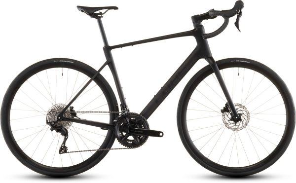 Cube Attain C:62 Race blackline